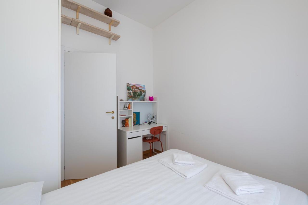 Luxury Flat Between Navigli And Duomo - Sambuco Мілан Екстер'єр фото