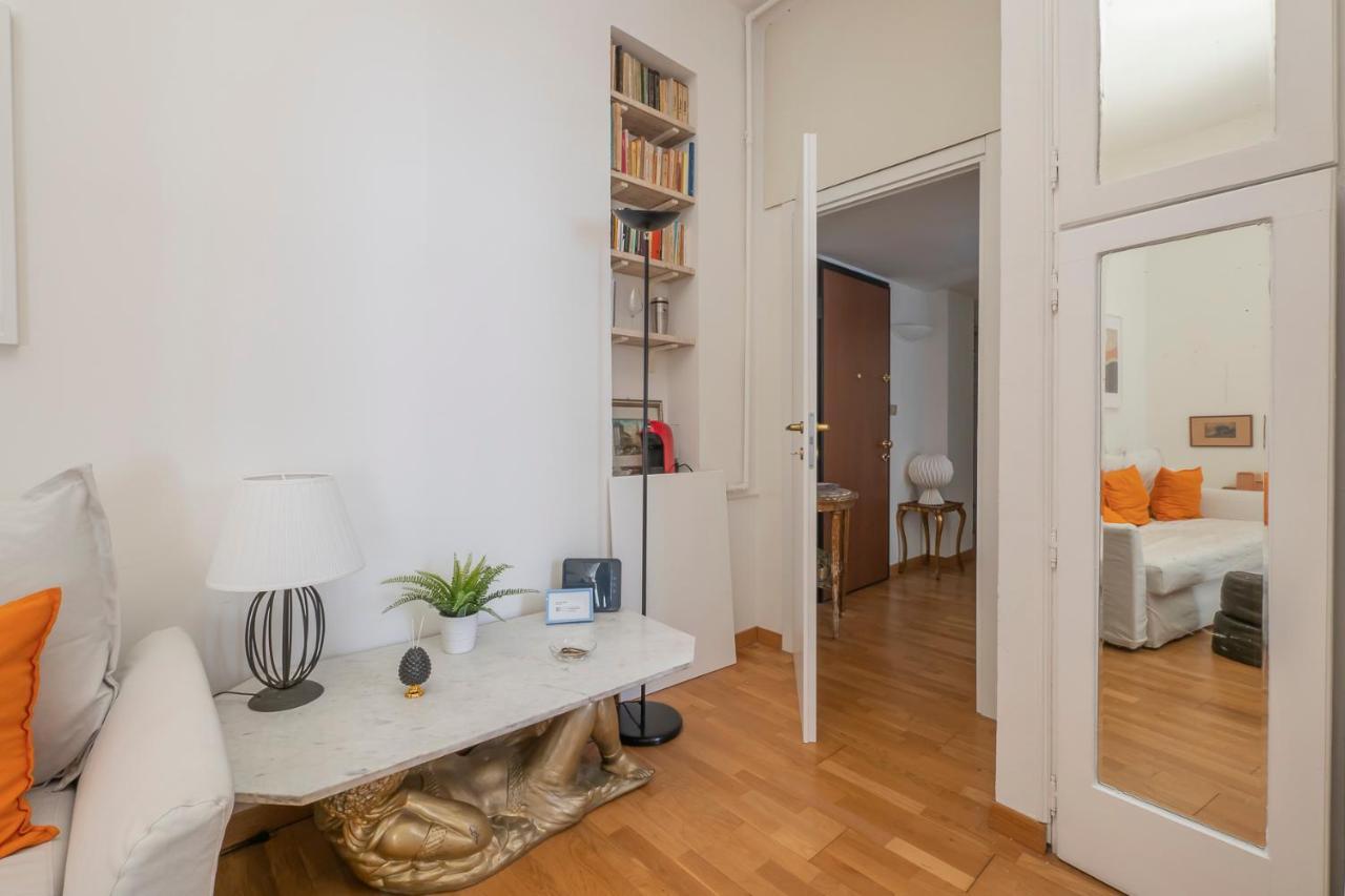 Luxury Flat Between Navigli And Duomo - Sambuco Мілан Екстер'єр фото